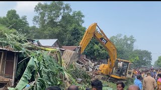 গাজীপুরে রেললাইনের পাশের সরকারি জমিতে গড়ে উঠা অবৈধ স্থাপনা উচ্ছেদ চলছে | Gazipur News