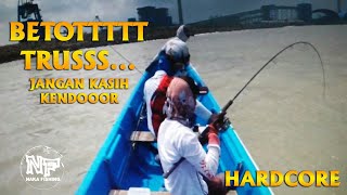 Betottt terus jangan kasih kendor...hardcore style😂 #castingfishing #sportfishing #nusakambangan