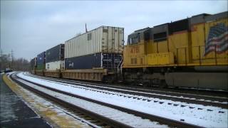 Full HD: UP SD70ACe 1996, the Southern Pacific Heritage Unit leads UP KLTG2 at Glen Ellyn IL.