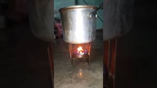 DIY homemade STOVE using garbage#diy#survival#stove#axperiment #youtubeshorts