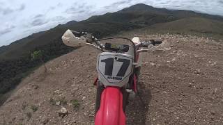 Subindo o Morro da Arvrinha CRF 230