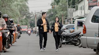 Love Story Ema Galih (Prewedding Pasar Bojonegoro)