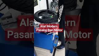 Alat modern pasang ban motor #shortvideo