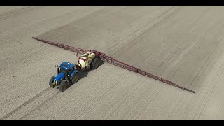 Traktor s postřikovačem / Tractor with sprayer / DJI mini 4 PRO