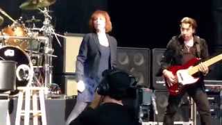 PAT BENATAR - HELL IS FOR CHILDREN - SHORELINE AMPHITHEATRE 2012 HD 1080P