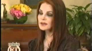 Lisa Marie Presley is having twins (2008)