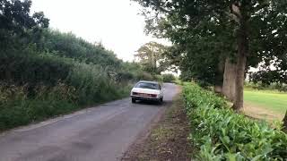 Ford Capri mk2 3.0 Essex v6 standard exhaust pulling away