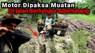 Ngeri,! Roda Motor Langsir Sawit Sampai Tidak Berputar || Jalan Hancur Seperti Bubur #MasJc-8