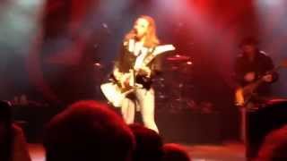 Halestorm Daughters Of Darkness live 17/03/2015 [HD]