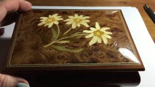 Italian music box inlaid wood lacquer