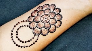 Beautiful 😍 Shaded Mehndi🥰 Design||Very Easy Mehndi Design||Easy Mehndi Design||New Stylish Mehndi