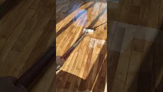 application du fond dur prim so Plastor sur un parquet chêne massif #décoration #rénovation