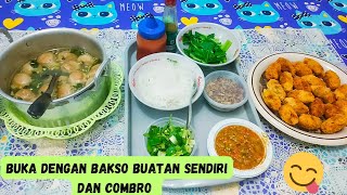 Menu buka puasa baso dan comro rasanya enaak bangeet