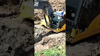 👆 Excavator Matador Shantui Stuck In Deep Mud Part 9