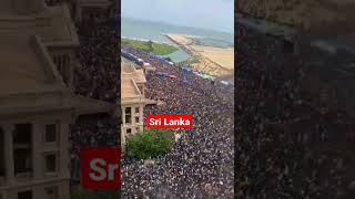 #srilanka #protesters took over president's office in #colombo , #srilanka #srilankanews