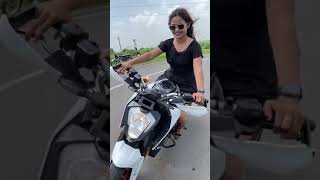 Cute Girl Riding Ktm Duke 200 bs6 😱