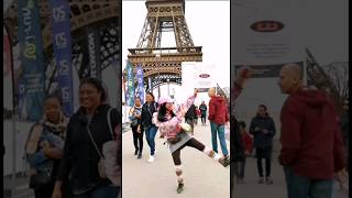 How to collect smiles in Paris? 🥰 #funny #shorts #beautiful #viral