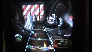 guitar hero smash hits: pwng132 plays trough the fire and flames on hard