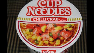 CUP NOODLES REVIEW IN SINGAPORE 新加坡杯面 | ( CHILLI CRAB) NISSIN