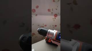 Black+Decker Autosense Akku-Bohrschrauber Akkuschrauber Li-Ion 18 V