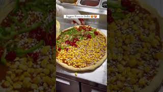 Biggest Pizza in Delhi| Street food| #youtubeshorts #food #pizza #pizzahut