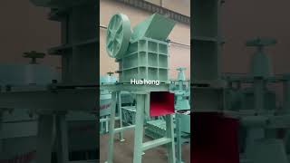 Small jaw crusher use for gold ore stone rock crushing #crusher #machine #jawcrusher