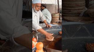 chapli kabbab k shoqen hazir hon 🥞#shorts #ytshorts#viral  #kabab