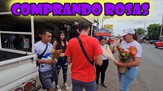 Aprovechamos para comprar rosas a las personas que amamos.