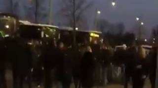 Randale vor Wolfsburg vs. Frankfurt (Polizei vs. Frankfurt-Fans | 1.Liga)