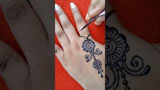 Stylish Finger Mehndi Design #shorts #mehndi #mehndidesign #newmehndi #fingermehndi #easymehndi