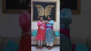 Samyukta hasta mudra by Twin Sister's