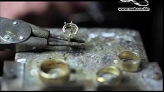 How to Replace a Claw on a Gold Ring - By Mark Lloyd