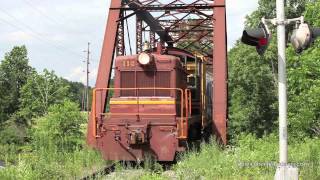 Lehigh Valley SW-1 #112 locomotive crosses the Raritan River in Flemington, New Jersey