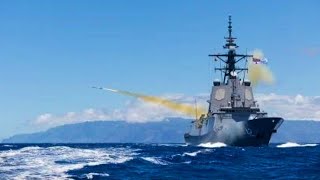 Destroyer HMAS Sydney carries out the maiden launch of an new SM-6 missile