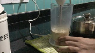 How to make Dalgona coffee with your stick blender