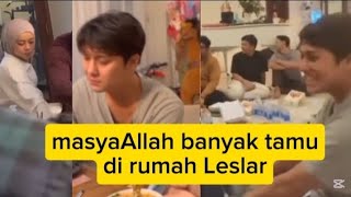 LESLAR MENJAMU TAMU DENGAN MAKANAN ISTIMEWA DAN PULL MEJA MASYAALLAH