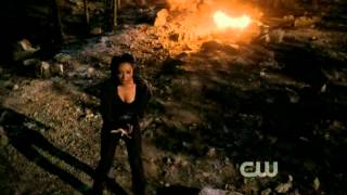 TVD   2x21 Bonnie fights Klaus