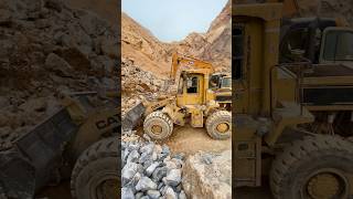 Volvo Excavator And Caterpillar Wheel Loaders #hardwork #automobile #mash