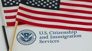 USCIS Recuerda a los Solicitantes Revisar las Ediciones de los Formularios antes de Presentarlos