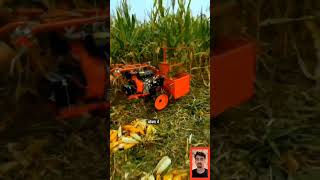 Corn harvester l मक्के की हार्वेस्टिंग करने वाली मशीन #shorts #corn #youtubeshorts #cornharvester