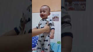 Bayi Lucu Ketawa