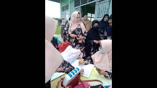 Skrining PTM yang di lakukan di aula desa palung raya dalam pembagian BLT..☺