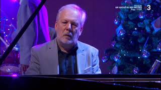 Around The Christmas Tree (Ignasi Terraza & Randy Greer) - "Santa Claus is coming"