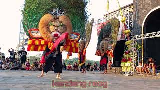 SOLAH PARA PEMBARONG DADAK MERAK ACARA TUTUP SURO DI MONUMEN BANTARANGIN #dadakmerak #reog