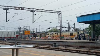 Danapur - Anand Vihar Terminal 13257 Jansadharan Express Arrival At Anand Vihar Railway Station