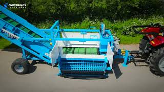 Bio Hopper EXTF 10 foldable conveyor for cleaning out strawberries, raspberries, soft fruit crops