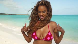 Tyra Banks busty in sexy bikini #4. VIDEO LOOP!