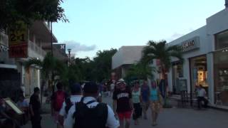 Mexican police on 5th Avenue.  Playa del Carmen, Mexico.