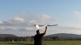 Parkzone Radian Pro gliding around in the wind @ LAMs Field