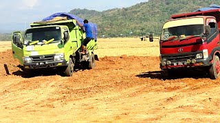 Mobil Dump Truk Hino Duktro Jomplang Muatan Tanah Timbunan